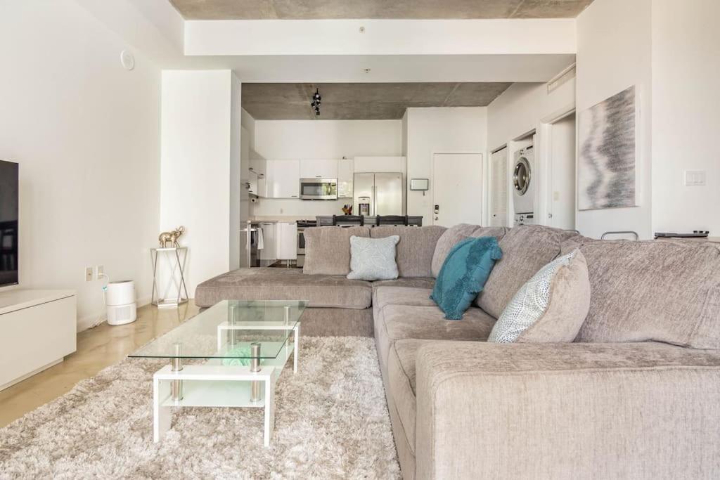 1Br Loft In Downtown With Bay View And Workspace Маями Екстериор снимка